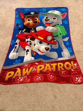 Paw Patrol Red Blue Character Throw. Large. Soft. Comfortable. Easy to wash.